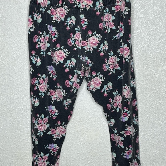 NOBO No Boundaries Floral Capris SzXL(15-17) - Picture 3 of 4